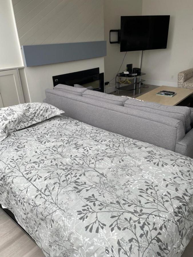 Hearthstone Lodge Loft, Village Centre, Private Hot Tub, Sleeps 6 Whistler Eksteriør bilde